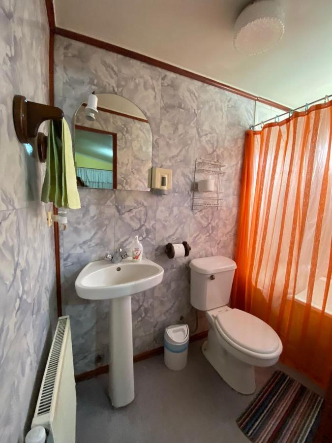 Hostal Bernardita 푸에르토나탈레스 외부 사진